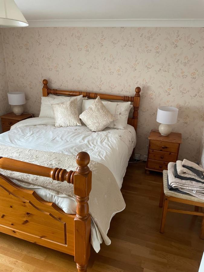 Large Townhouse With Gardens Lejlighed Kingscourt Eksteriør billede